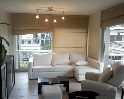 trabajo de pintura satinada y colocacion de luces tactiles